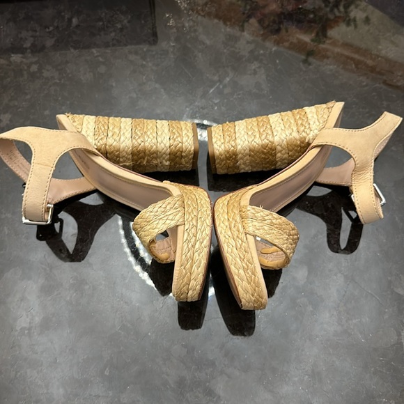 Aldo Huglag Wicker heels. LIKE NEW Size 7 - Picture 3 of 9